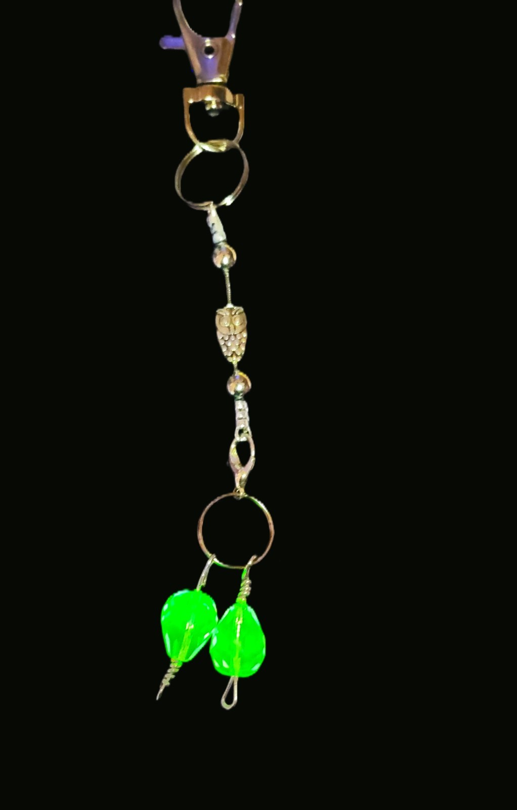 Uranium glass bead toggle purse clip , belt loop dangle
