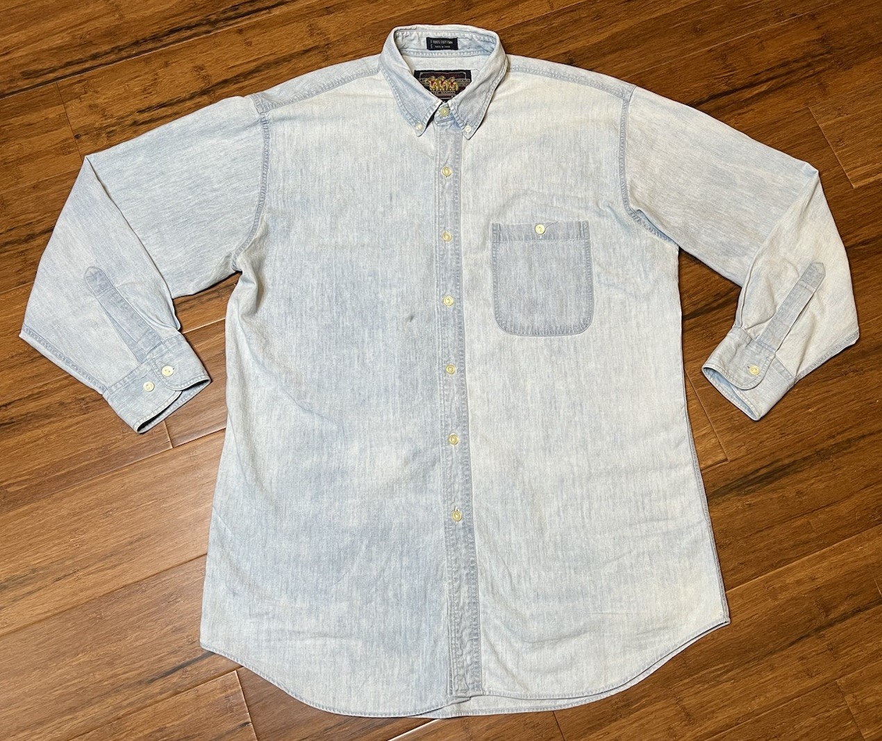 Vintage Men’s Ralph Lauren Chaps Faded Lightweight Denim Chambray Shirt 16 32-33