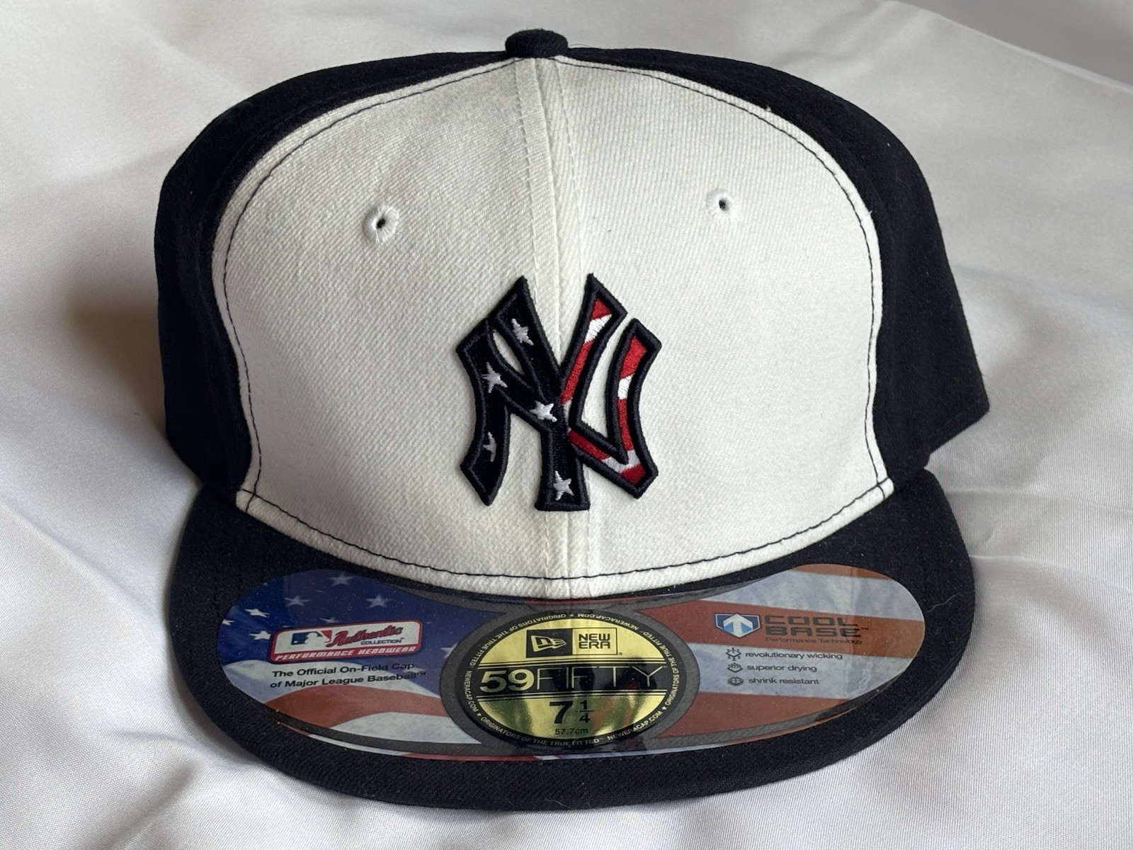 NEW ERA 59 FIFTY NY YANKEES HAT CAP SIZE 7 1/4