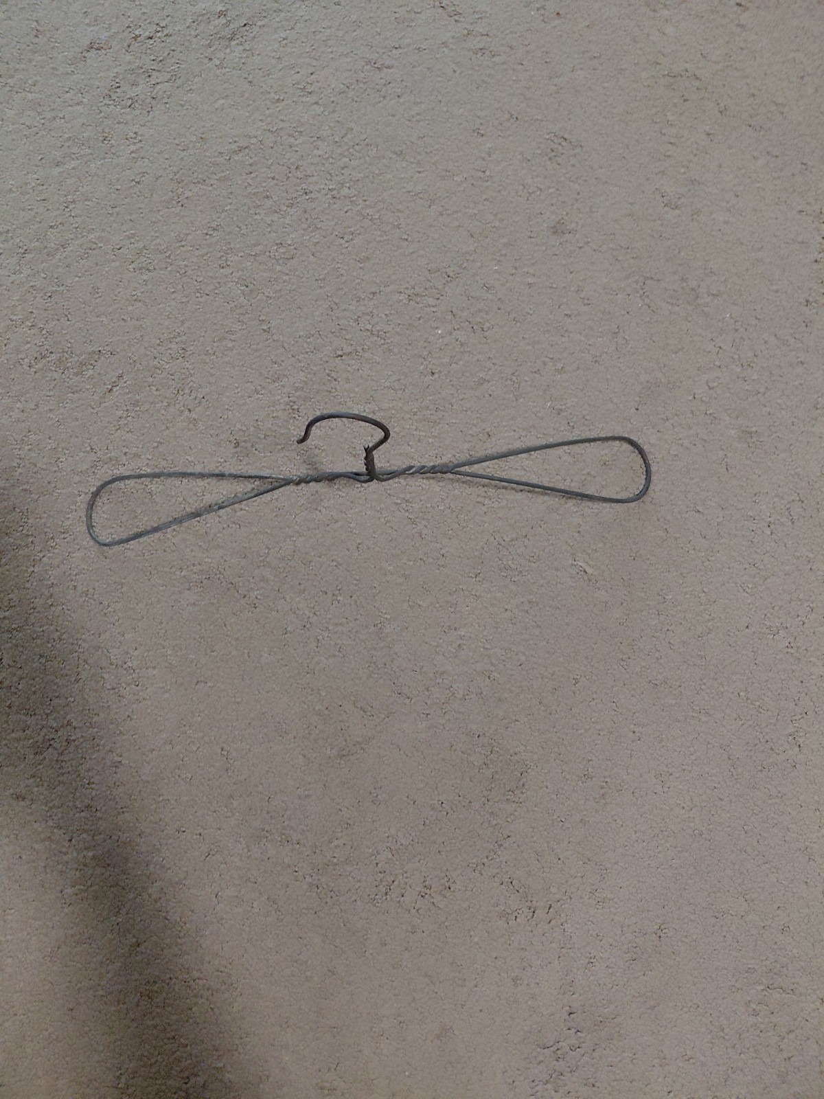 Antique 1900s 1920s Wire Hanger Heavy Twisted Loop Vintage Art Deco Coat Hanger