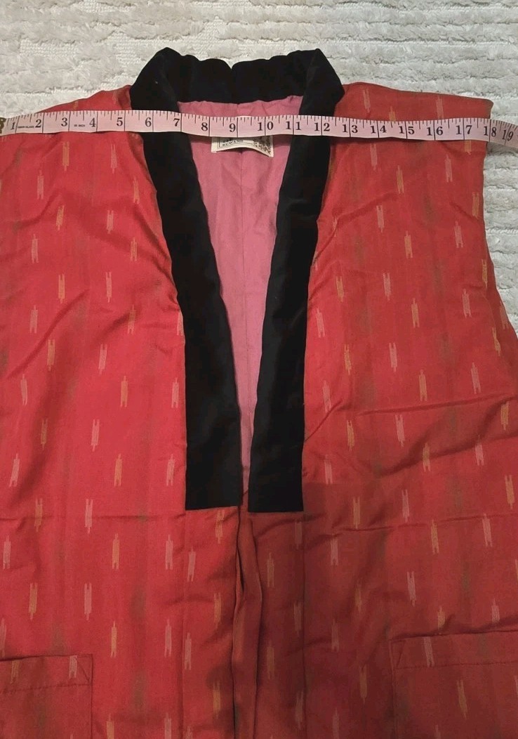 Vintage Asian Red Vest with Insulated Lining Med/L Blk Velvet Trim Tie Front