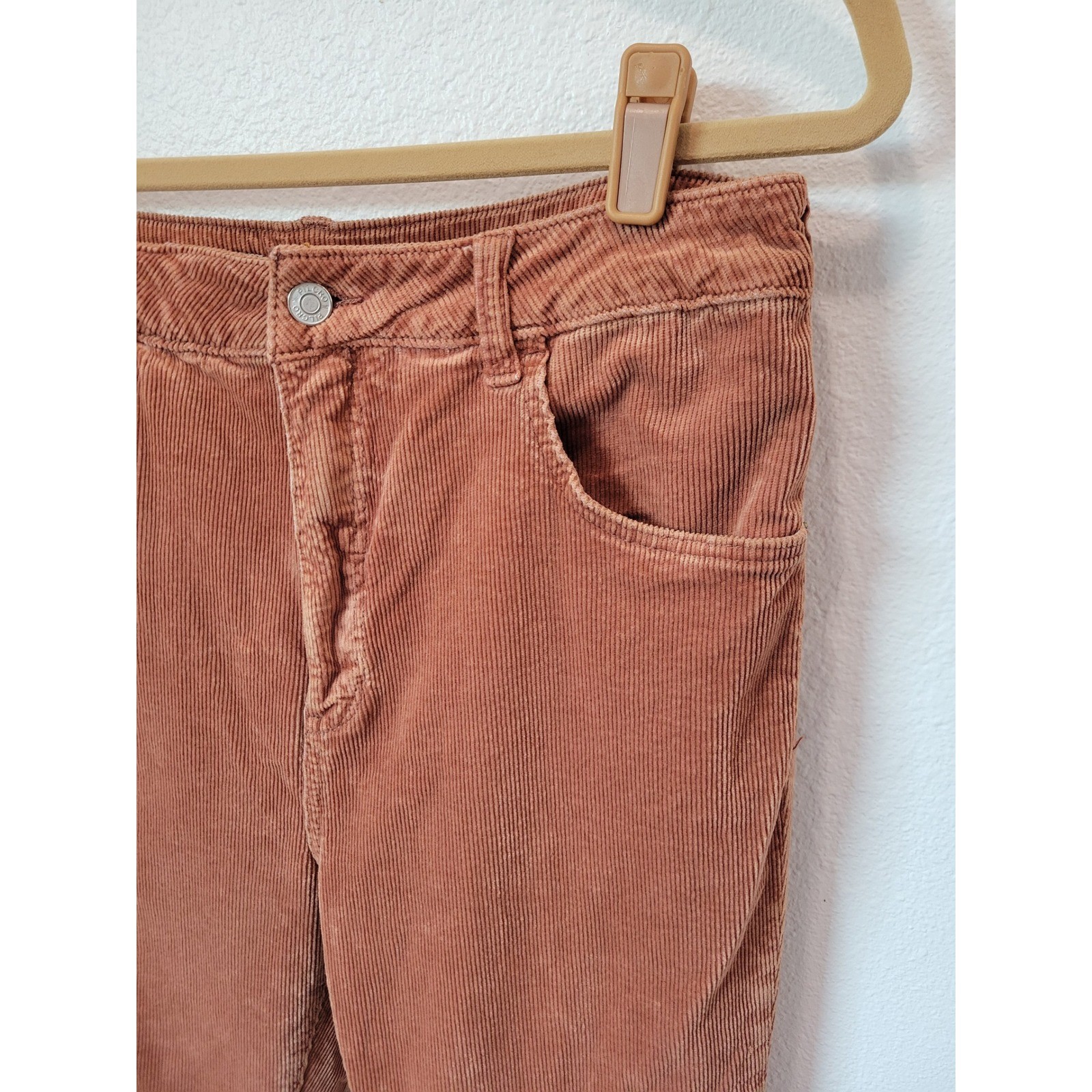 Pilcro by Anthropologie Corduroy Flare Pants – Size 32 – Bohemian Y2K