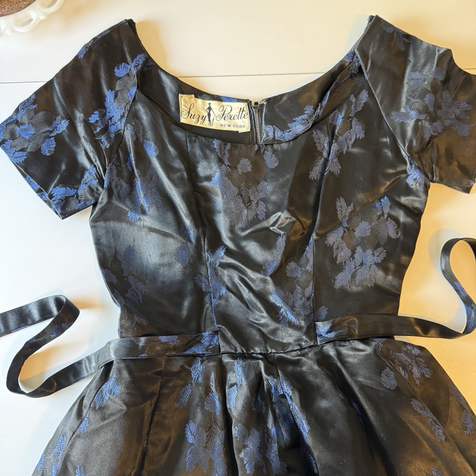 Gorgeous 1950s Vintage Suzy Perette Fit And Flare Black And Blue Party Dress
