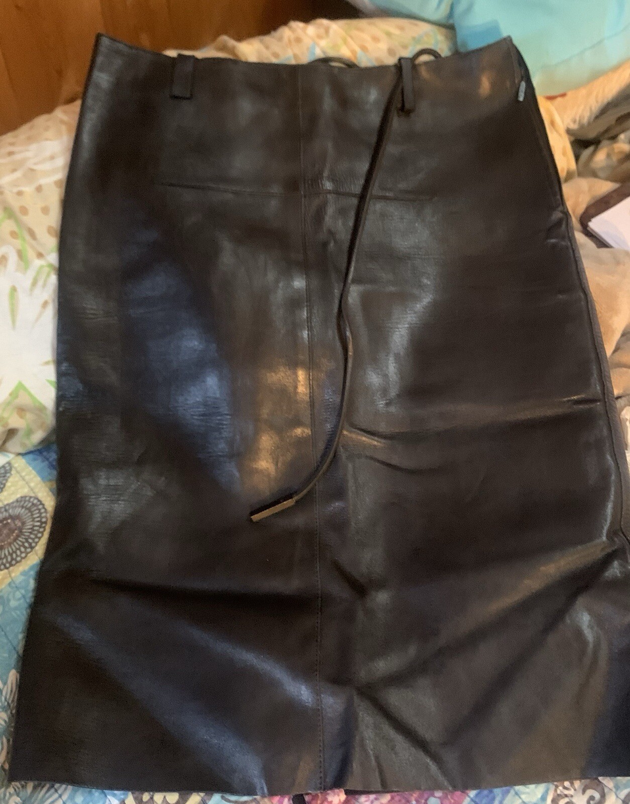 Vintage GUCCI Black Leather Skirt Size 37/6 Italian Leather made In Italy