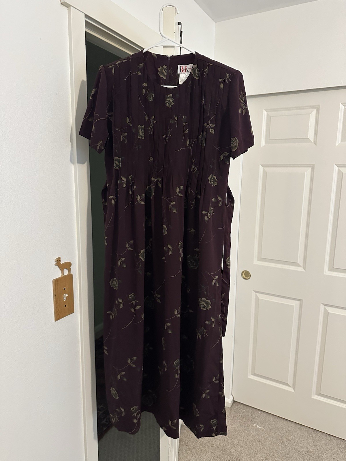 Vintage R & K Originals Dress Women’s Size 8 Deep Plum Floral Dress