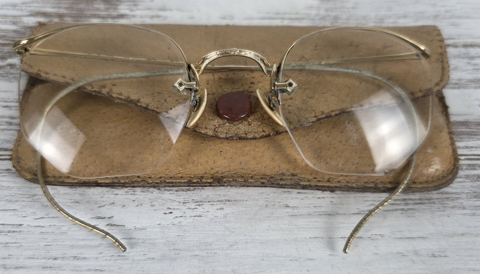 American Optical 12K GF Rimway Crossley True Antique Eyeglasses & Leather Case