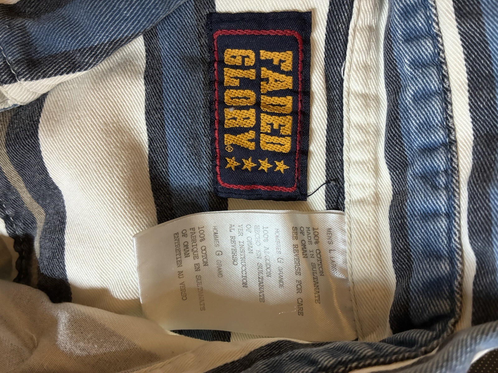 Men’s L Vintage Faded Glory Button Up Shirt