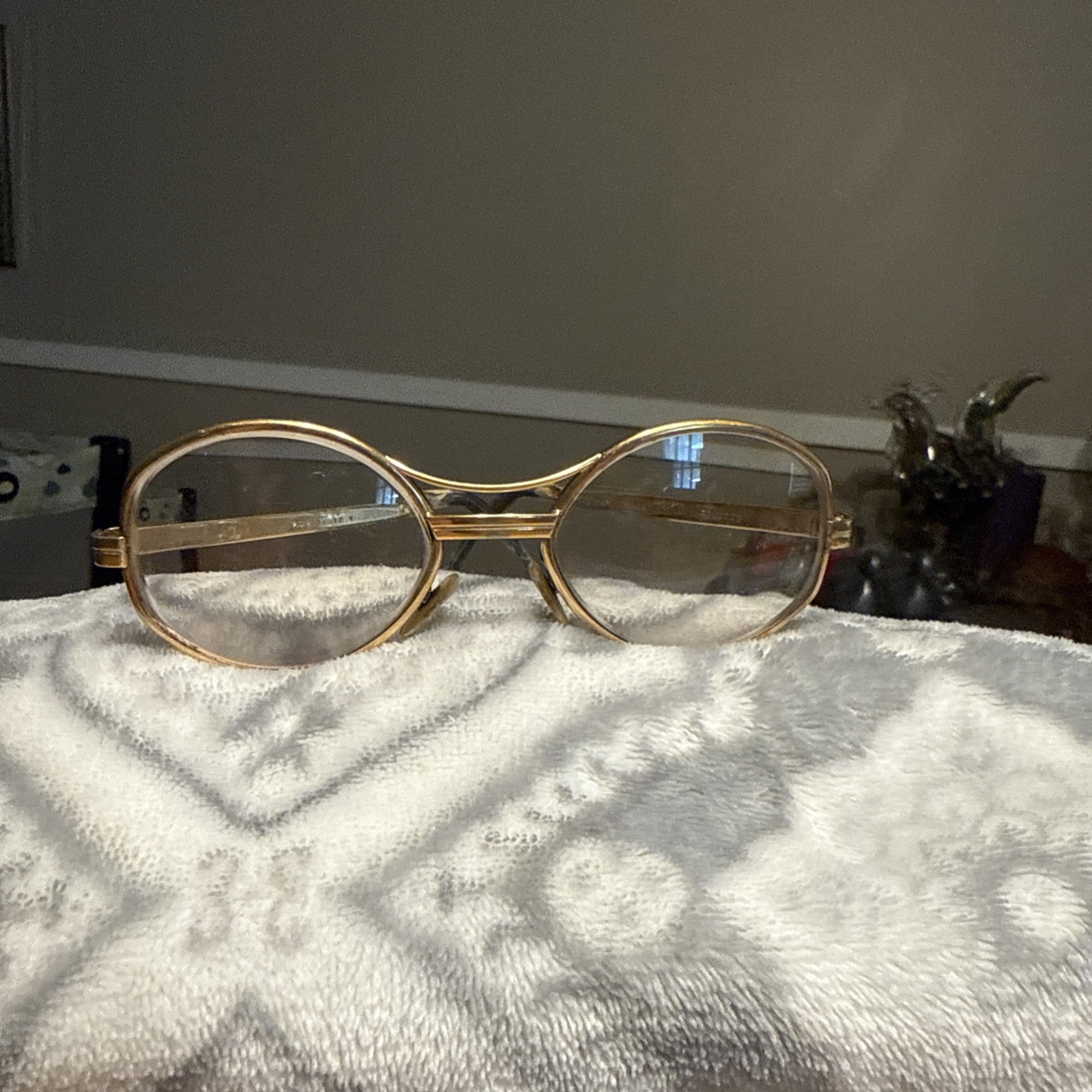 Vintage Designer Swank Women’s Eyeglasses Gold Metal Frame Colleen 120mm