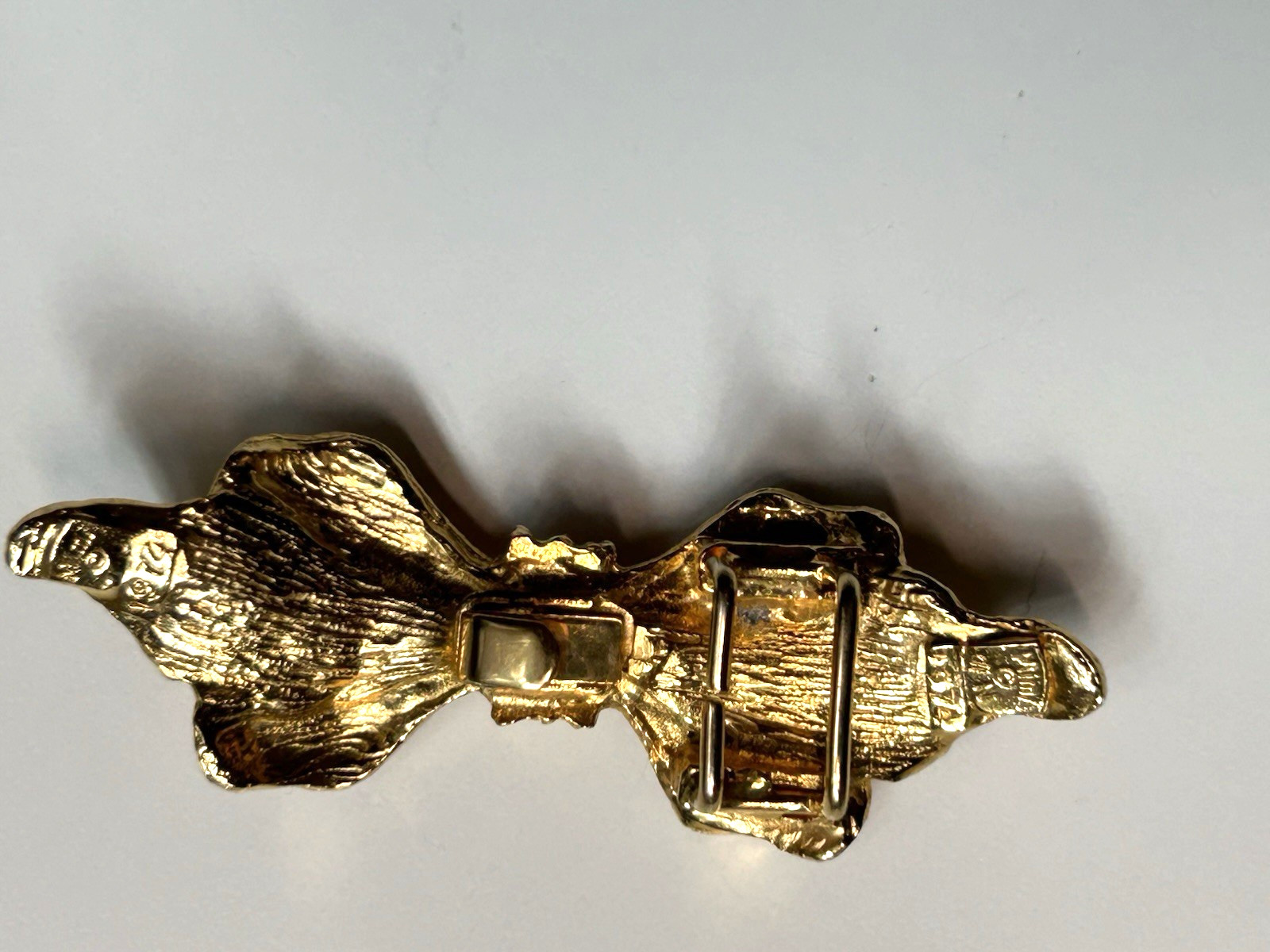 Vintage Mimi Di N 1974 Gold Tone Bow Signed Belt Buckle Elegant