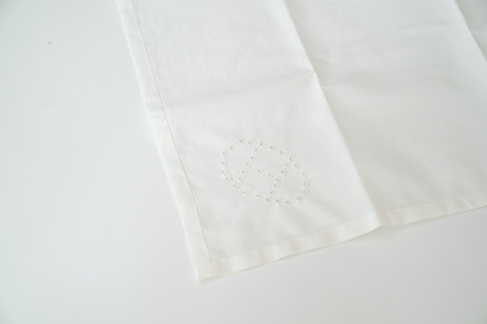 Hermès Handkerchief — White Cotton with H Logo — 45 × 45 cm — New with Box & Tag