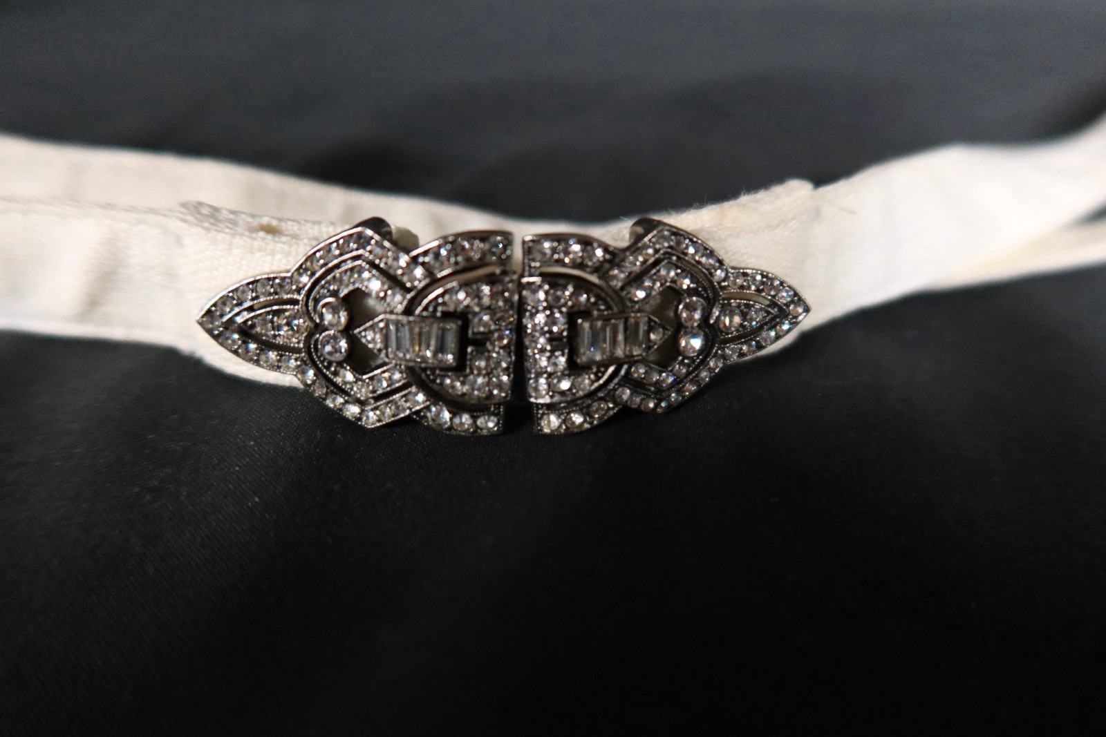 Vintage Art Deco Interlocking Belt Buckle Rhinestone Dress Clasp Cloth Sash 30s