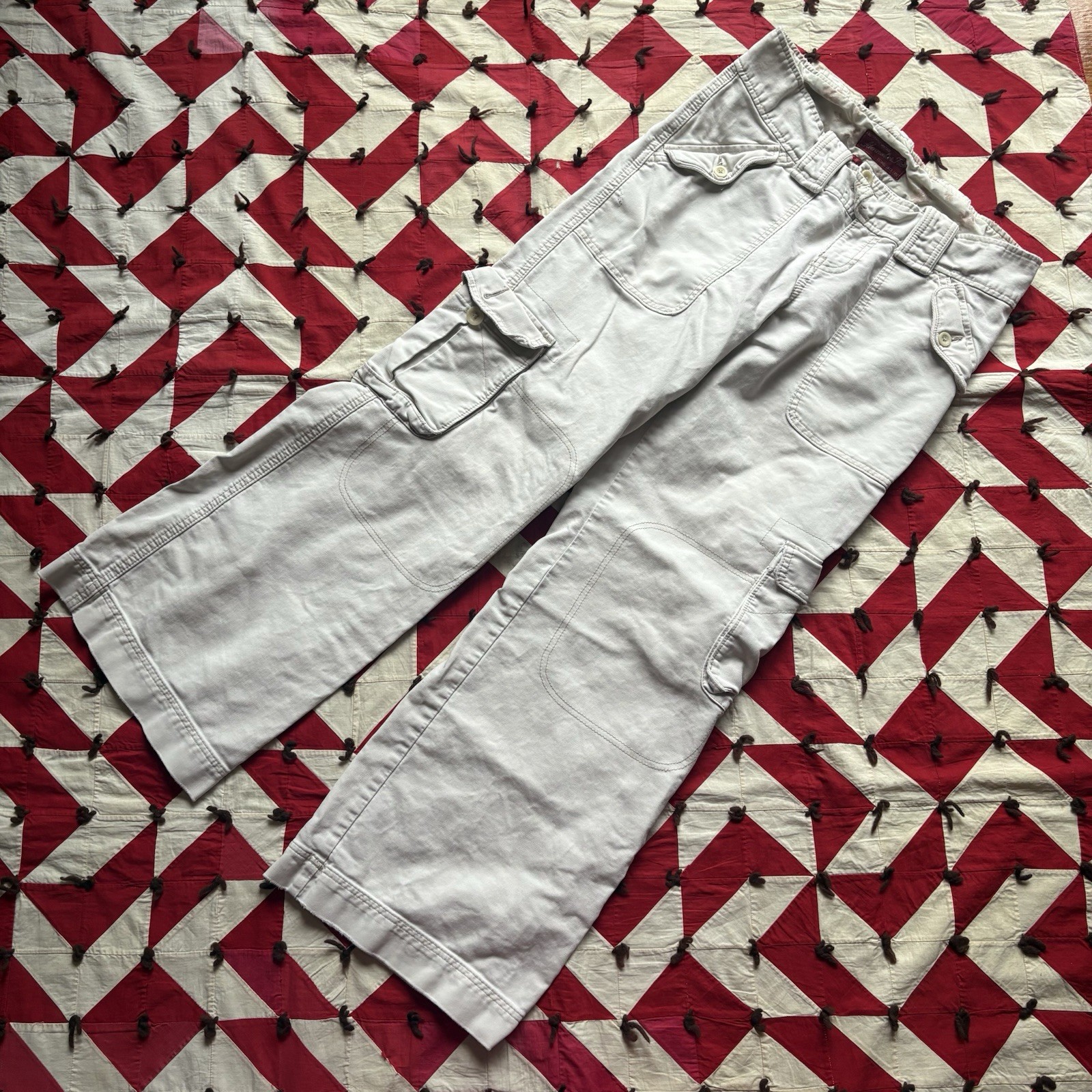 Vintage Y2K Abercrombie White Cargo Pants Women’s Size 8 Used Worn As Is Utility