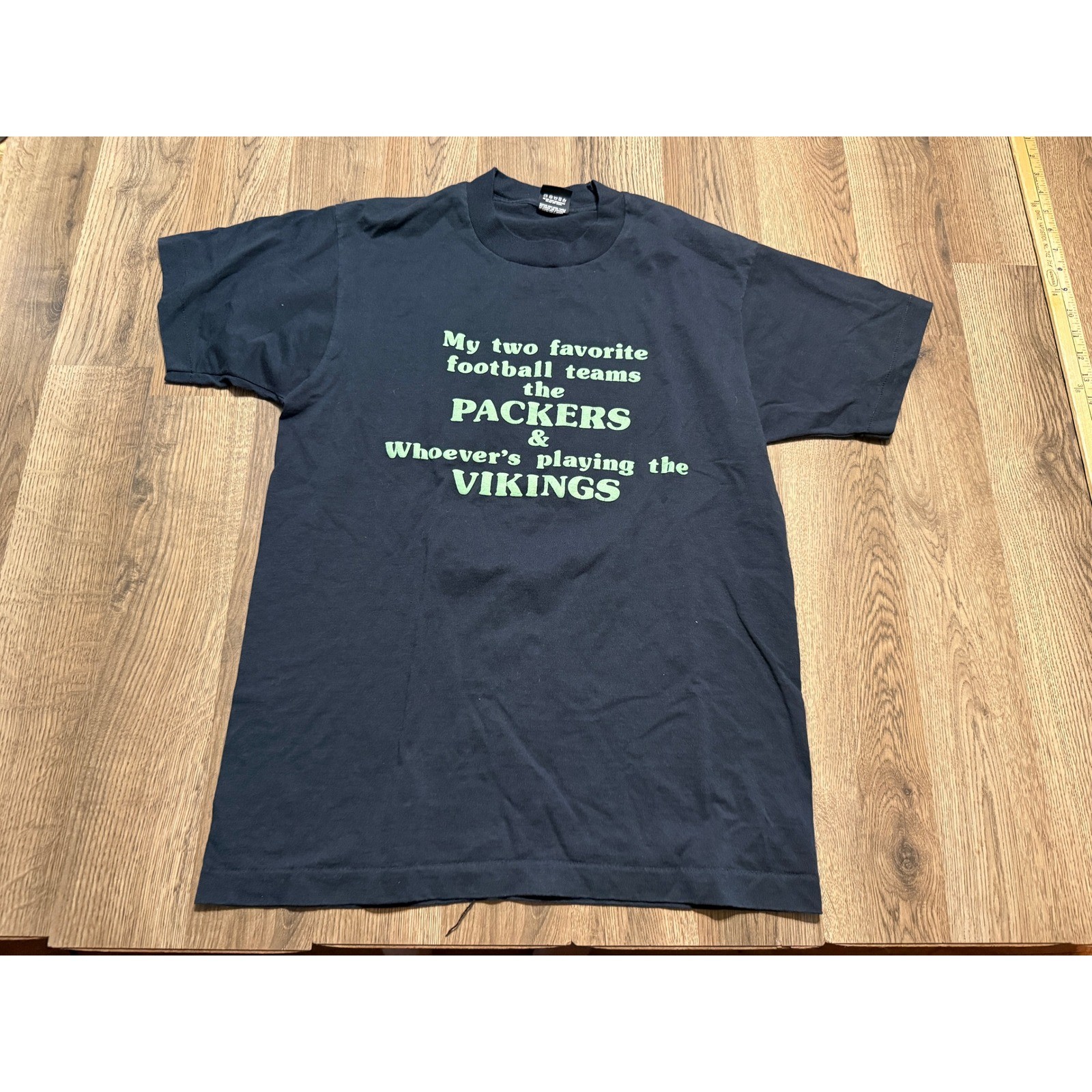 Screen Stars Best T-Shirt Mens L Black Green Packers Vikings Football Humor