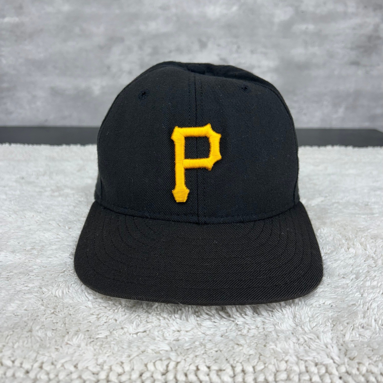 Vintage Pittsburgh Pirates Fitted Hat 7 1/2 New Era MLB Baseball Cap Wool Black