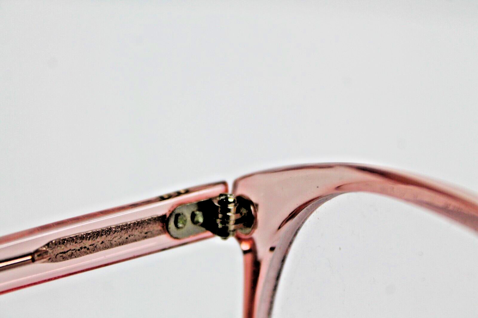 Vintage Parade #1032 Translucent Shiny Peach Pink 55/20 145mm Eyeglass Frames