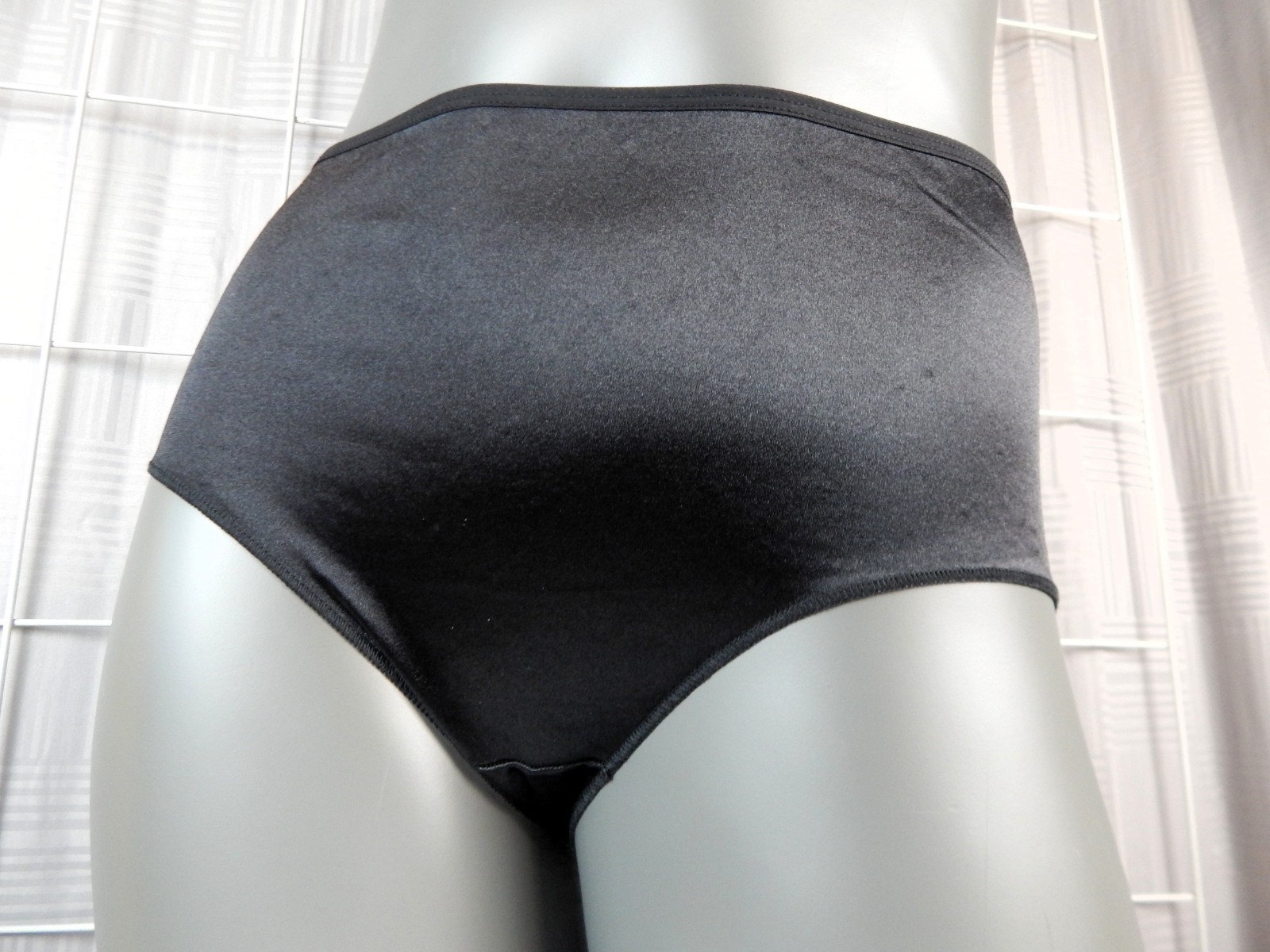 Vintage Hanes Black Second Skin Satin Silky Shiny Hi-Cut Brief Size 9