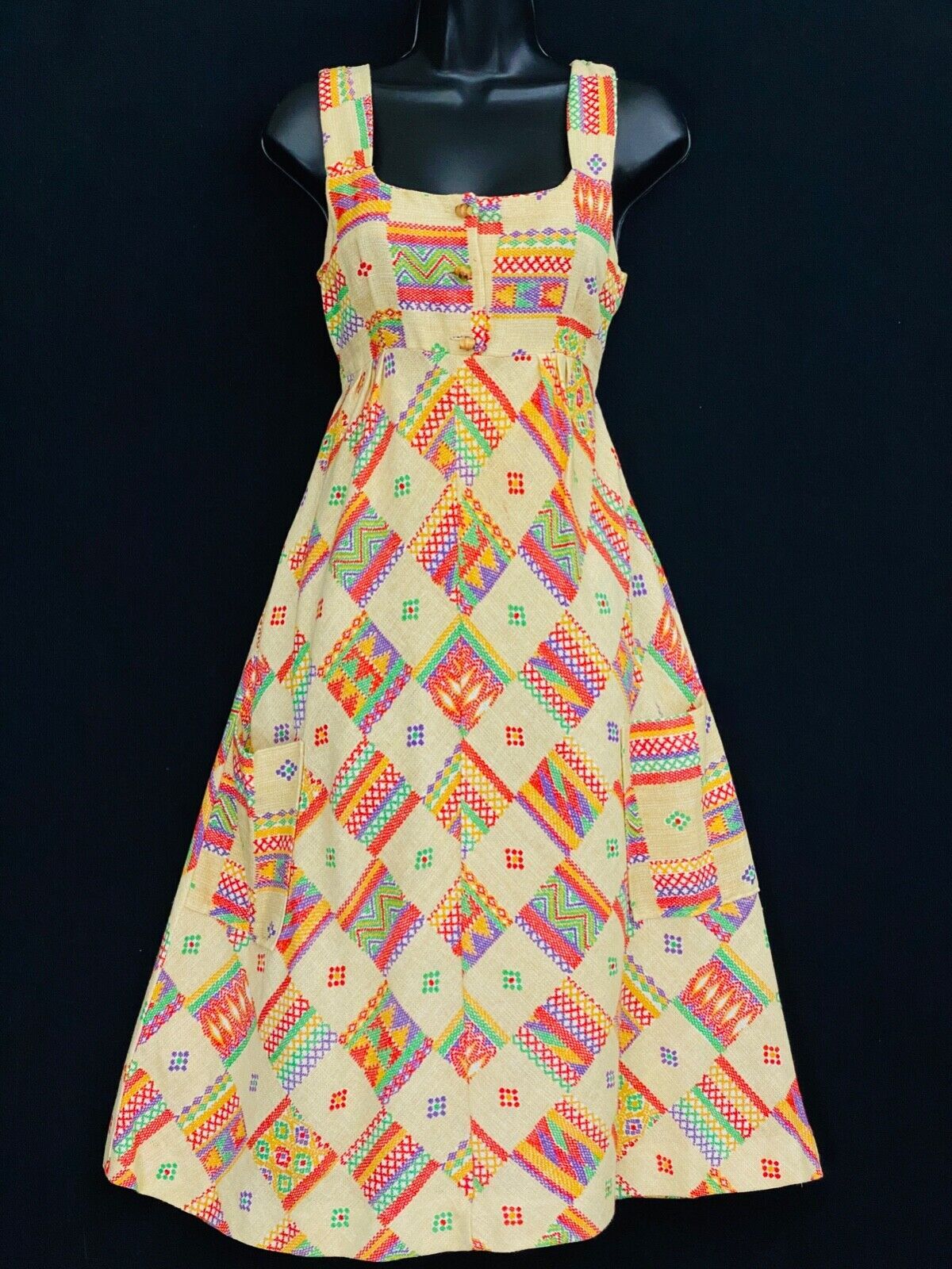 Vintage 1970s patterned sundress, red dress cotton linen pockets A line XS S