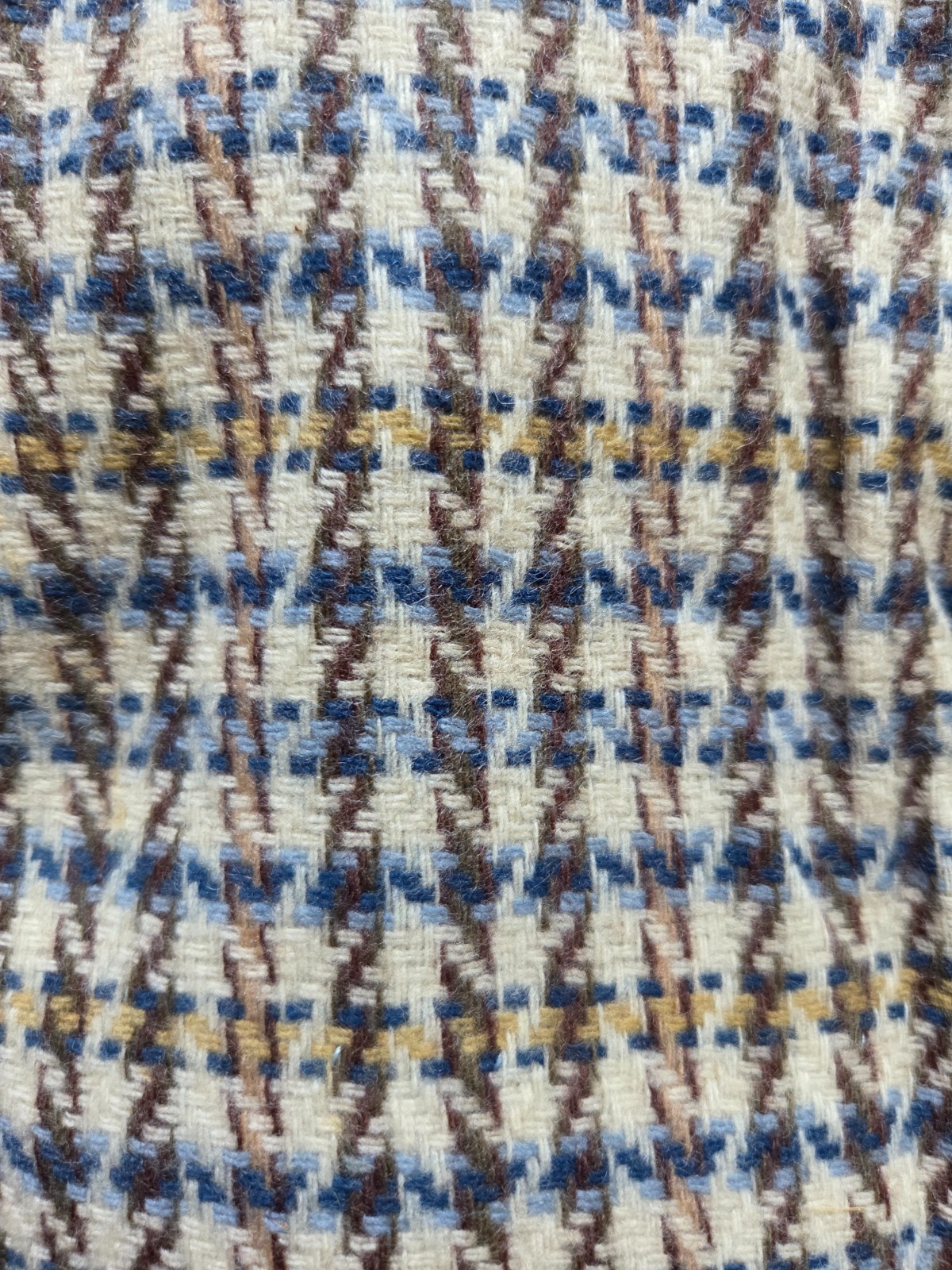 Vintage 60’s Woman’s Skirt 100% Wool USA Pleats at the Waist Matching Belt
