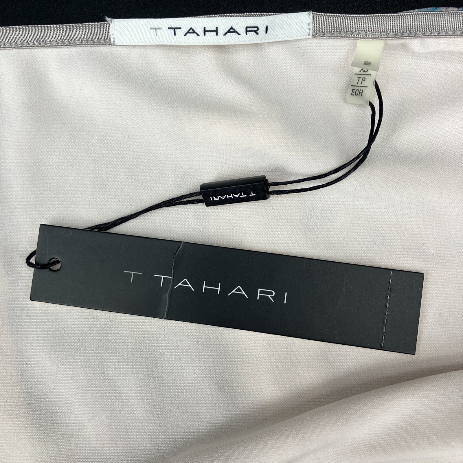 NWT T by Tahari vintage inspired “flapper” dress w fringe detail XS