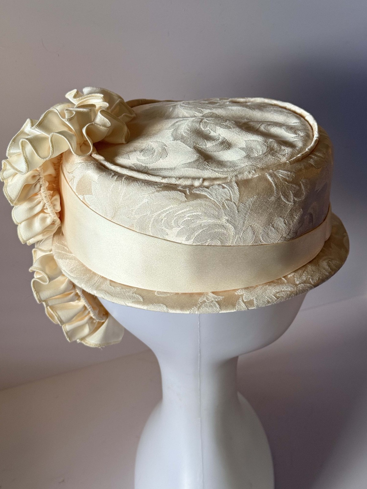 Vintage Ivory Pillbox Hat, Brocade Bridal Hat, Satin Cocktail Hat, Wedding Hat,