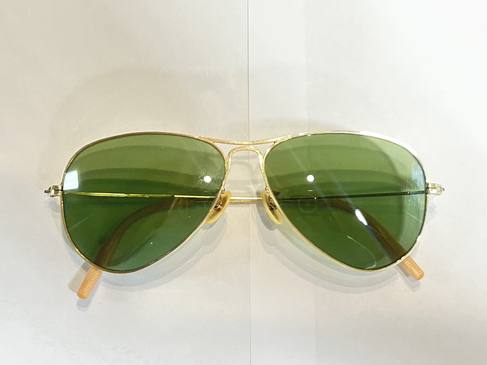Vintage Gold Tone Aviator Sunglasses Green Glass Lenses NOS Unbranded 56-15-135