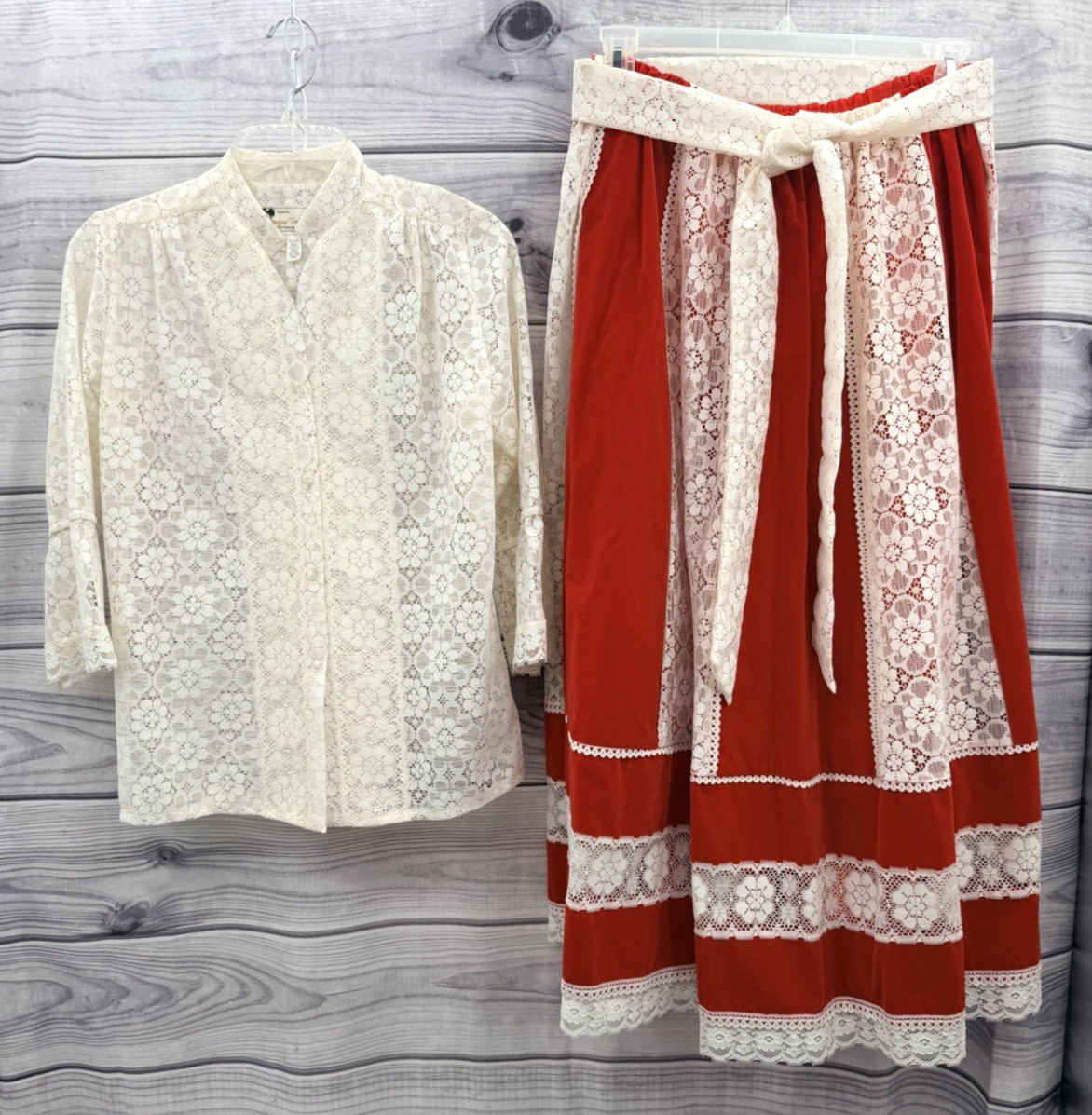 VINTAGE CAREFREE FASHIONS RED VELOUR & LACE SKIRT AND LACE BLOUSE – SIZE MEDIUM