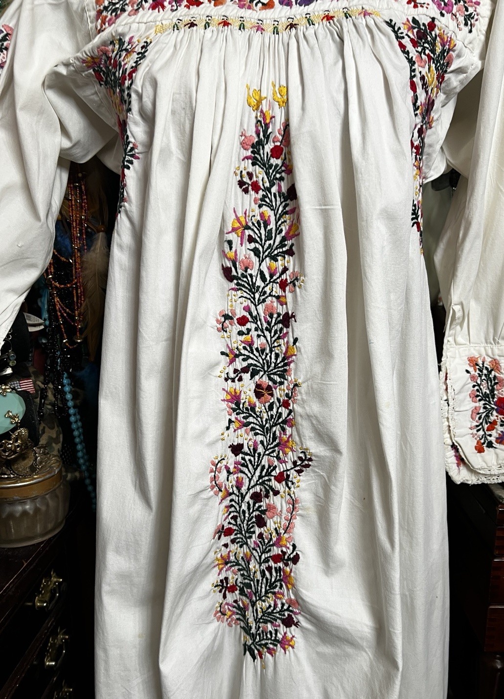 Gorgeous Rare White Oaxaca Multi Color Embroidery Specialty Long Sleeve Dress SM