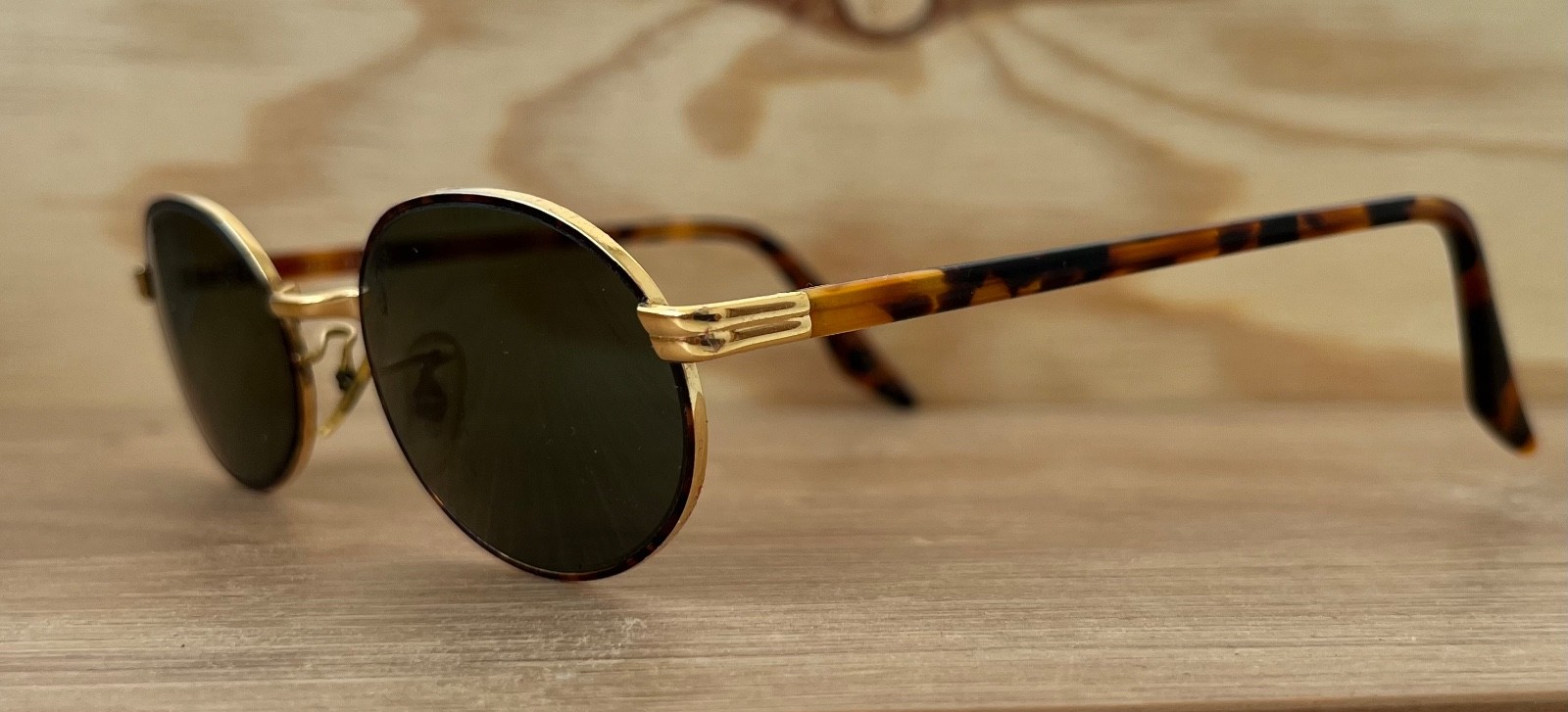 Vintage B&L Ray-Ban W2188 PN4 Oval Sunglasses 52□18 Gold Tortoise G-15 USA