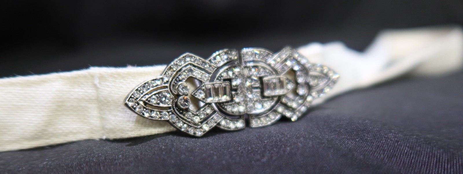 Vintage Art Deco Interlocking Belt Buckle Rhinestone Dress Clasp Cloth Sash 30s