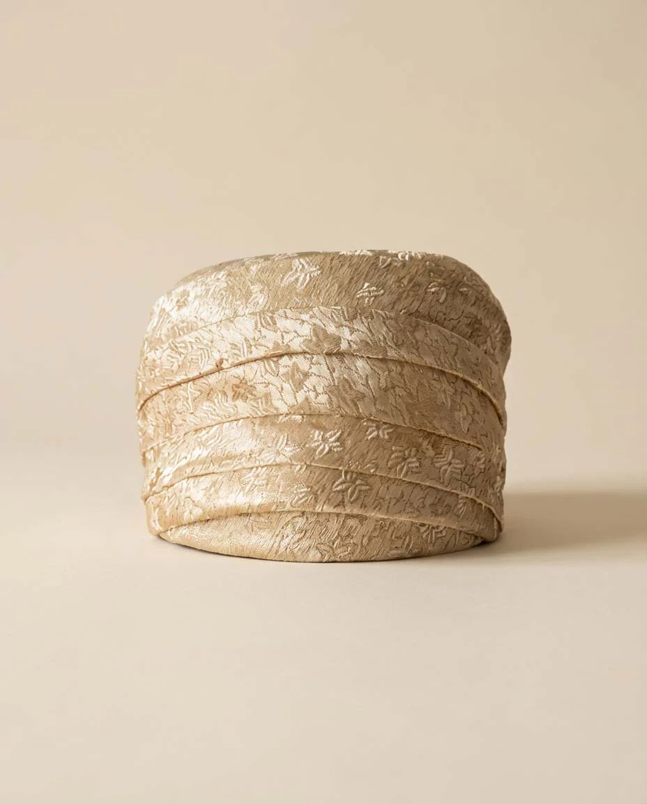 1960s Vintage Ivory Brocade Pillbox Hat – Textured Floral Jacquard – Mid