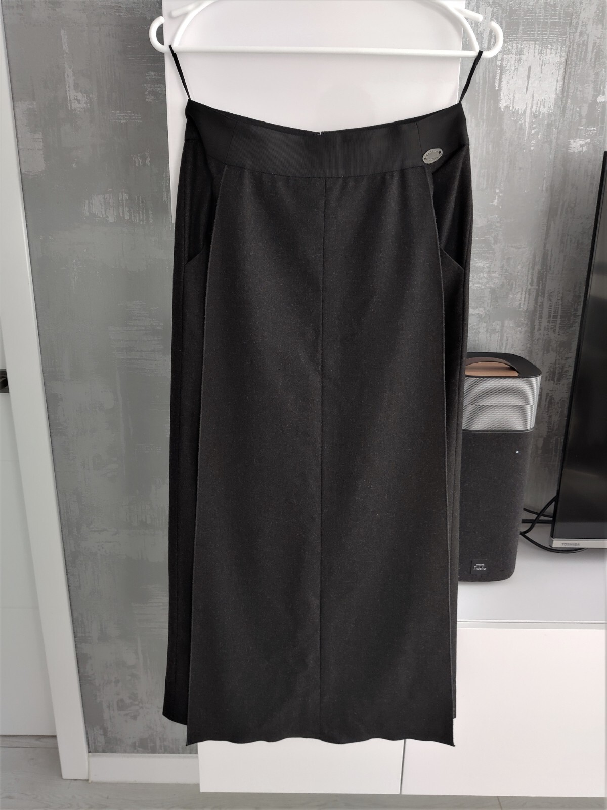 Chanel Vintage 1999 France Wool Cashmere Gray Overlap Panel Long Maxi Skirt 38 S