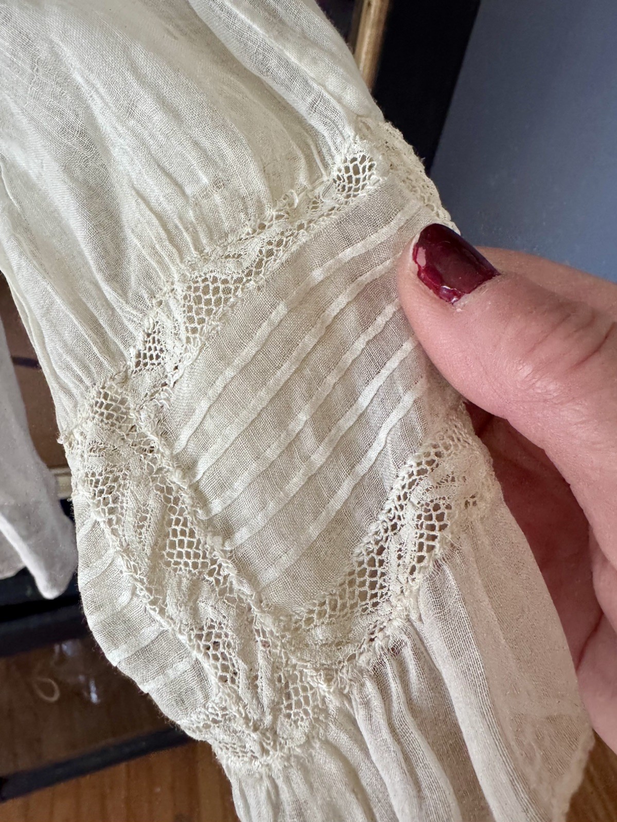 Antique Edwardian White Cotton Lawn Blouse Floral Embroidery Size S/M