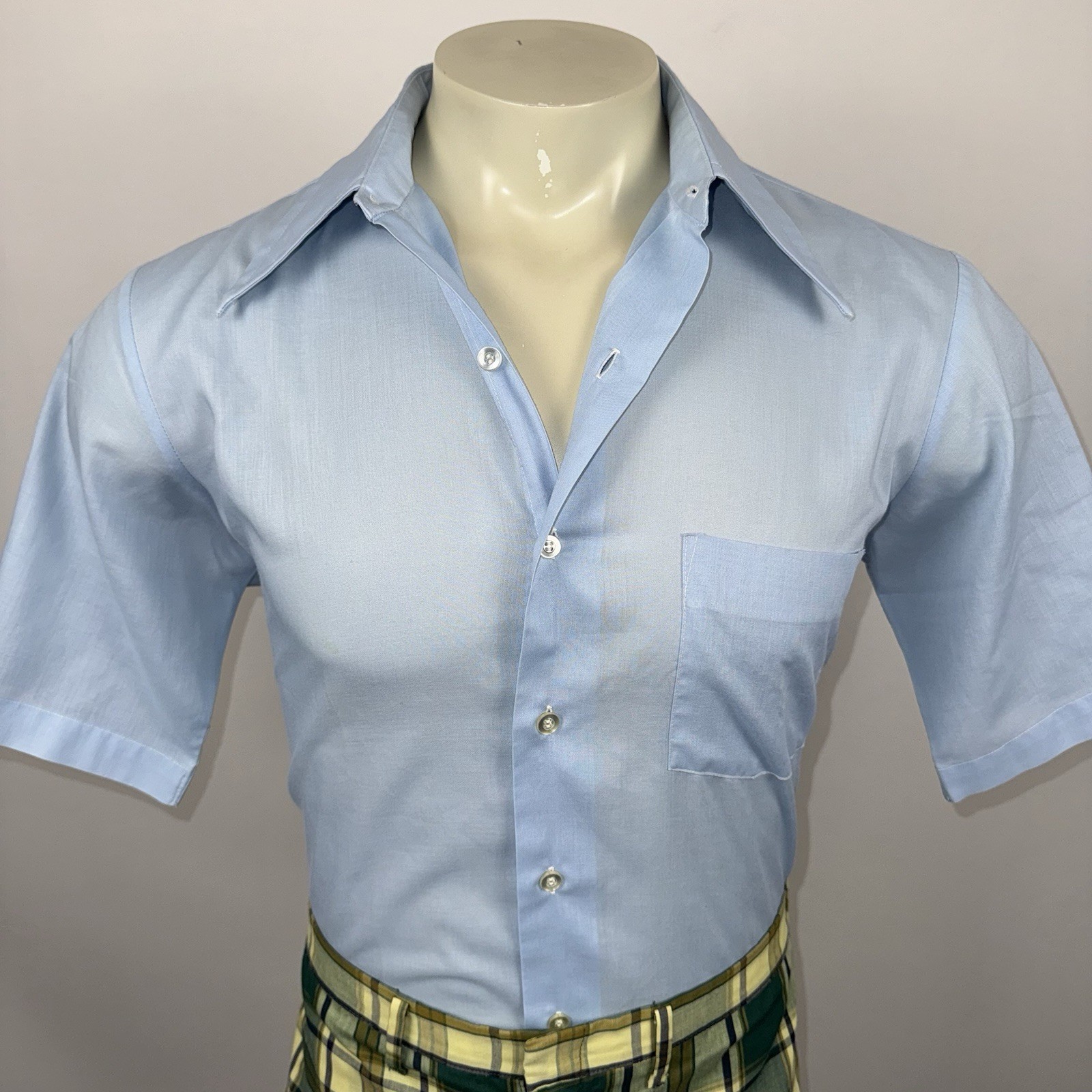 Vtg 60s 70s Arrow Dress Shirt Sanforized Light Blue Dagger Collar USA Mens Large