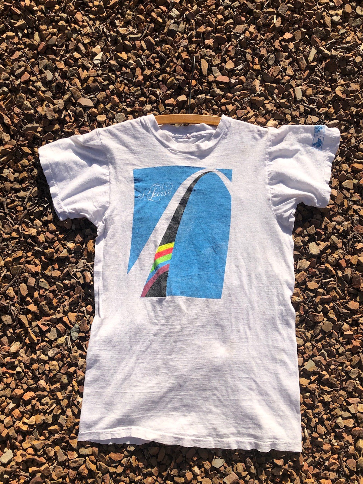 Vintage 1970s St Louis Arch Rainbow T-Shirt Paper Thin Men’s Size Small 70s Soft