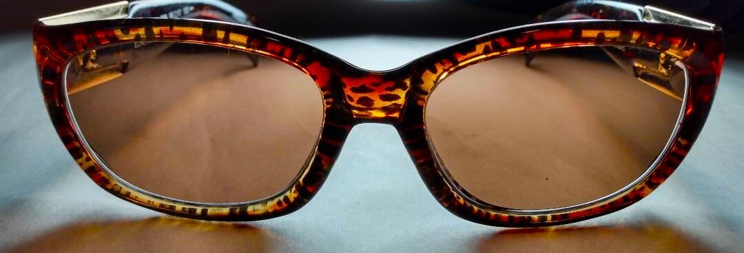 ESCADA F004 LEOPARD BROWN GOLD OVAL SUNGLASSES 55/17/120 VINTAGE FRANCE