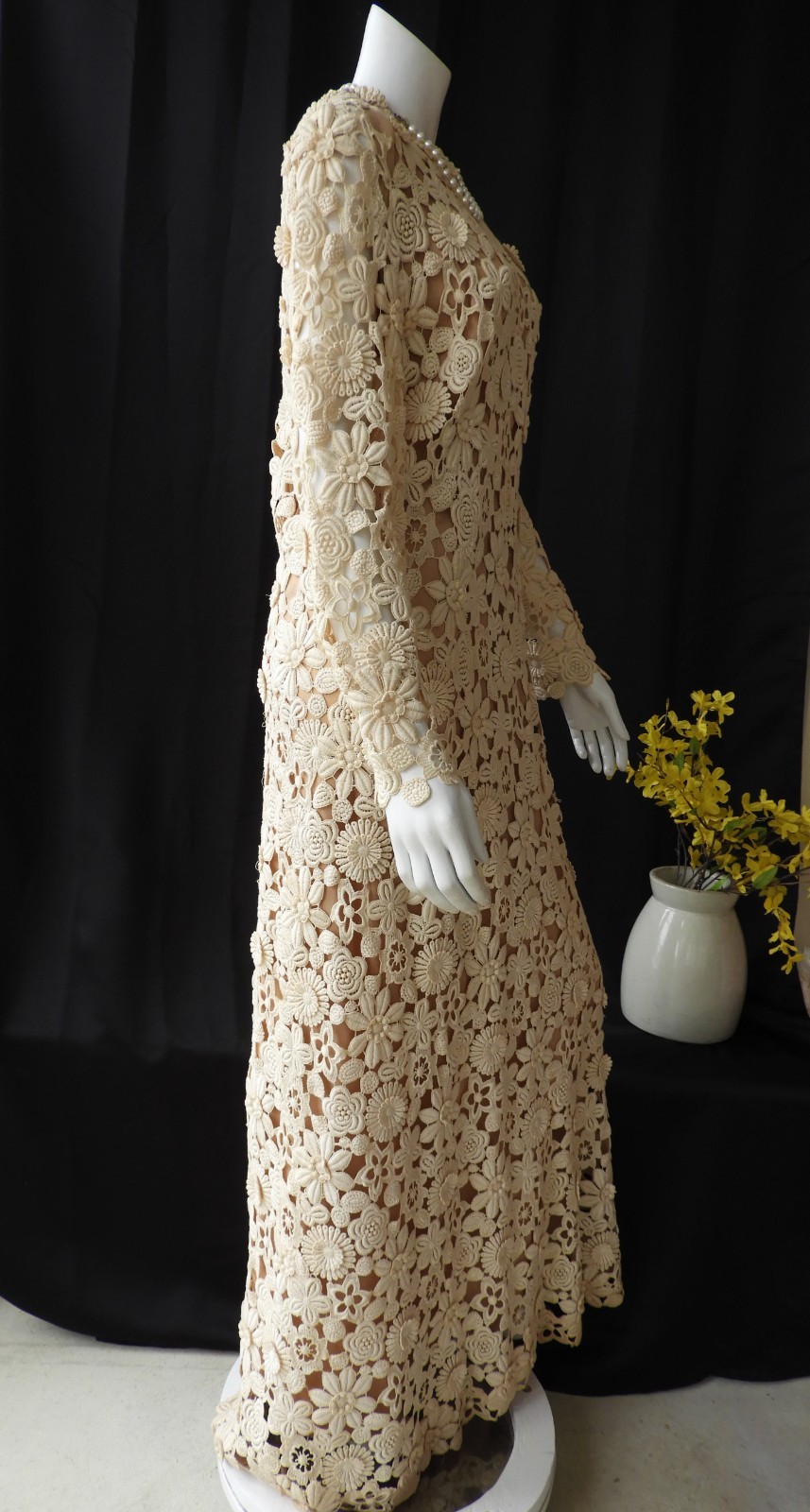 RARE 1940’s Off-White Crochet Floral Lace Full Length Dress|Millie Parnis NY sz