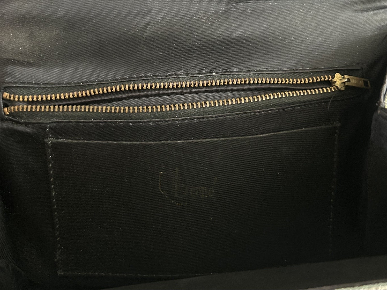 Vintage 1960s Berne California Silver Metallic Leather Clutch Evening Purse Bag