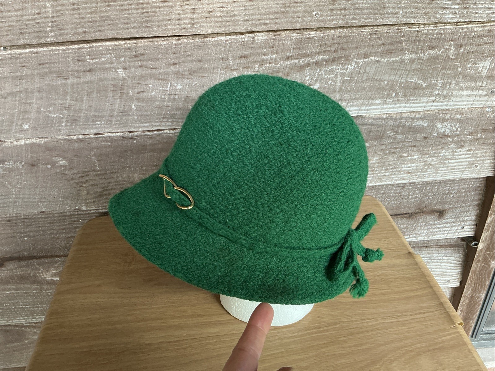 Vintage Cloche Hat Everitt Medium 22 inches Green with Gold Tone Accents