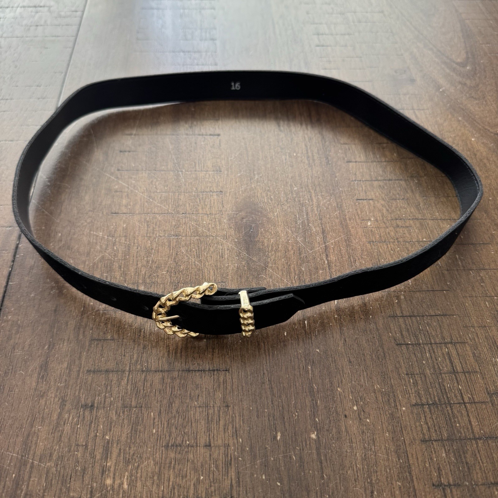 Vtg Women’s Belt Sz 16 32-34” Black Velvet Gold Tone Metal Chain Link Buckle EUC