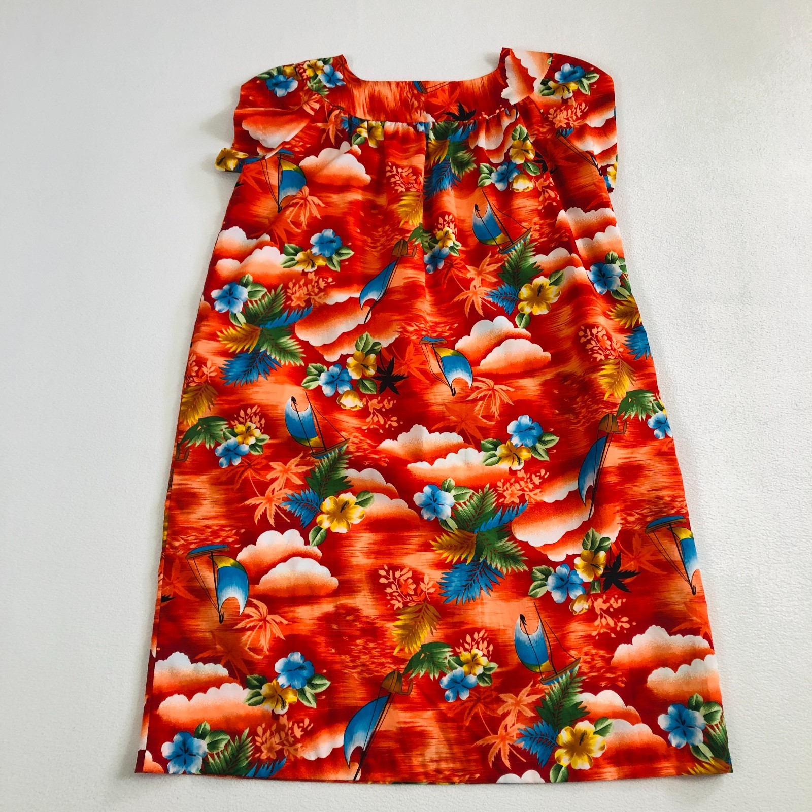 Vintage 1970s Hawaiian MuuMuu Dress Made in Hawaii Size 16 Silky Polyester EUC