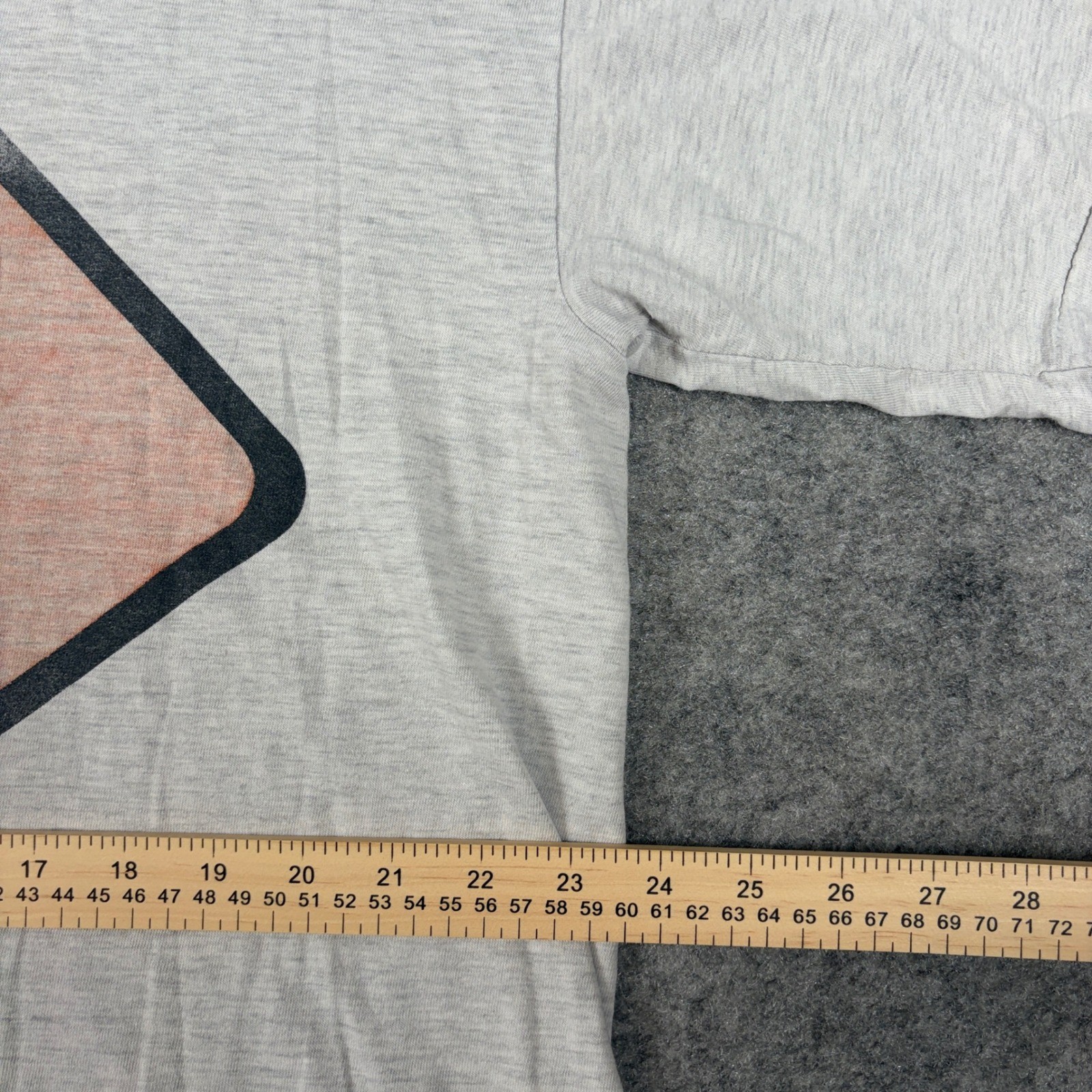 Looney Tunes T Shirt Mens XL Grey NASCAR Speed Zone Ahead Vintage Graphic Cars