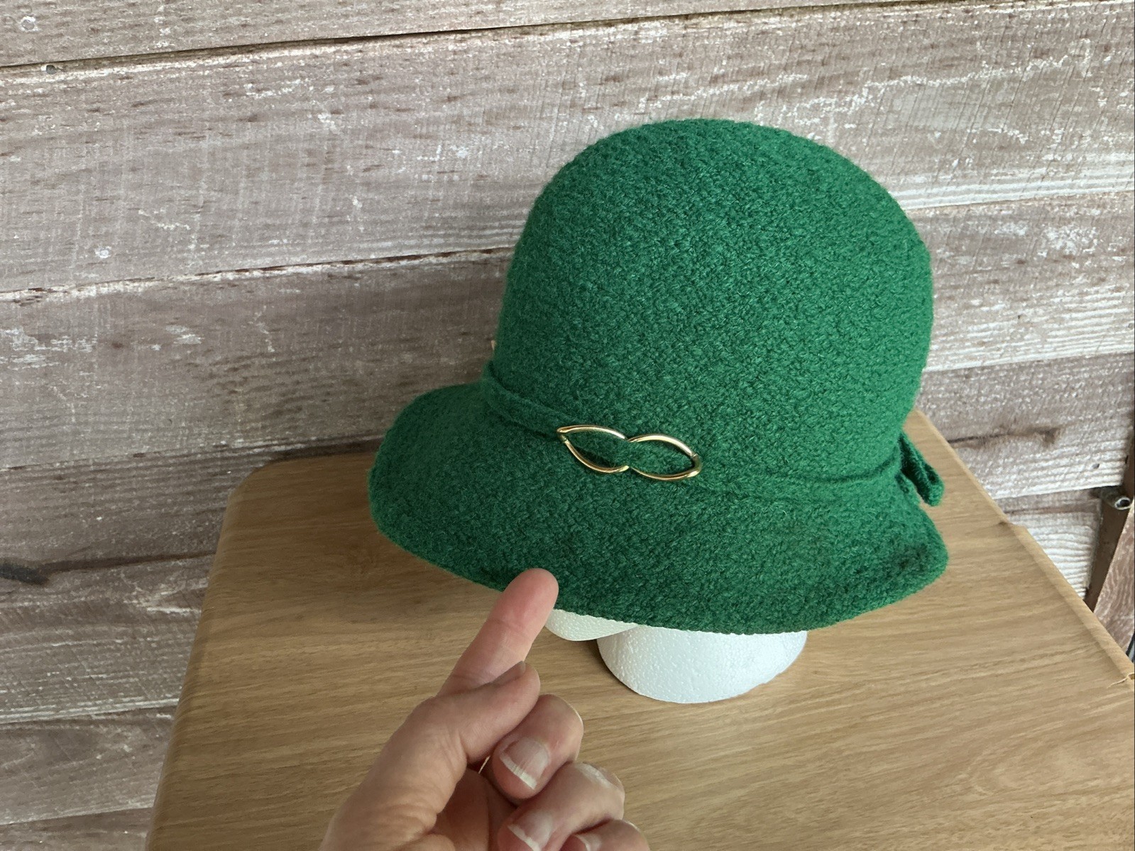 Vintage Cloche Hat Everitt Medium 22 inches Green with Gold Tone Accents