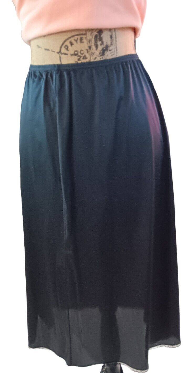 Cabernet 100% Nylon Petticoat Black Half Slip Under Skirt Lace M 28″ / 40 AA309