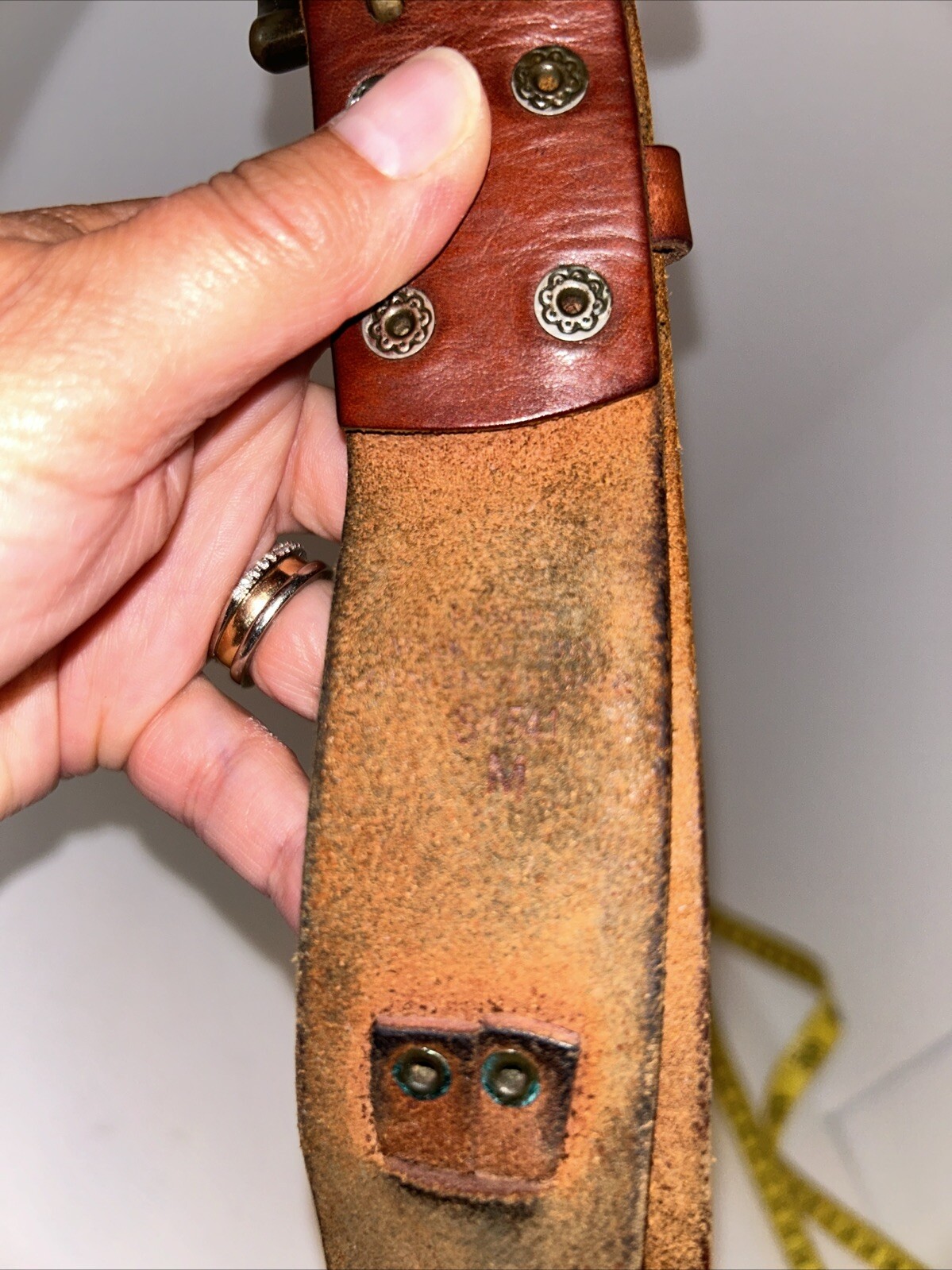Unisex 3D Brown Genuine Leather Belt – Made in China – Medium 33”-37”