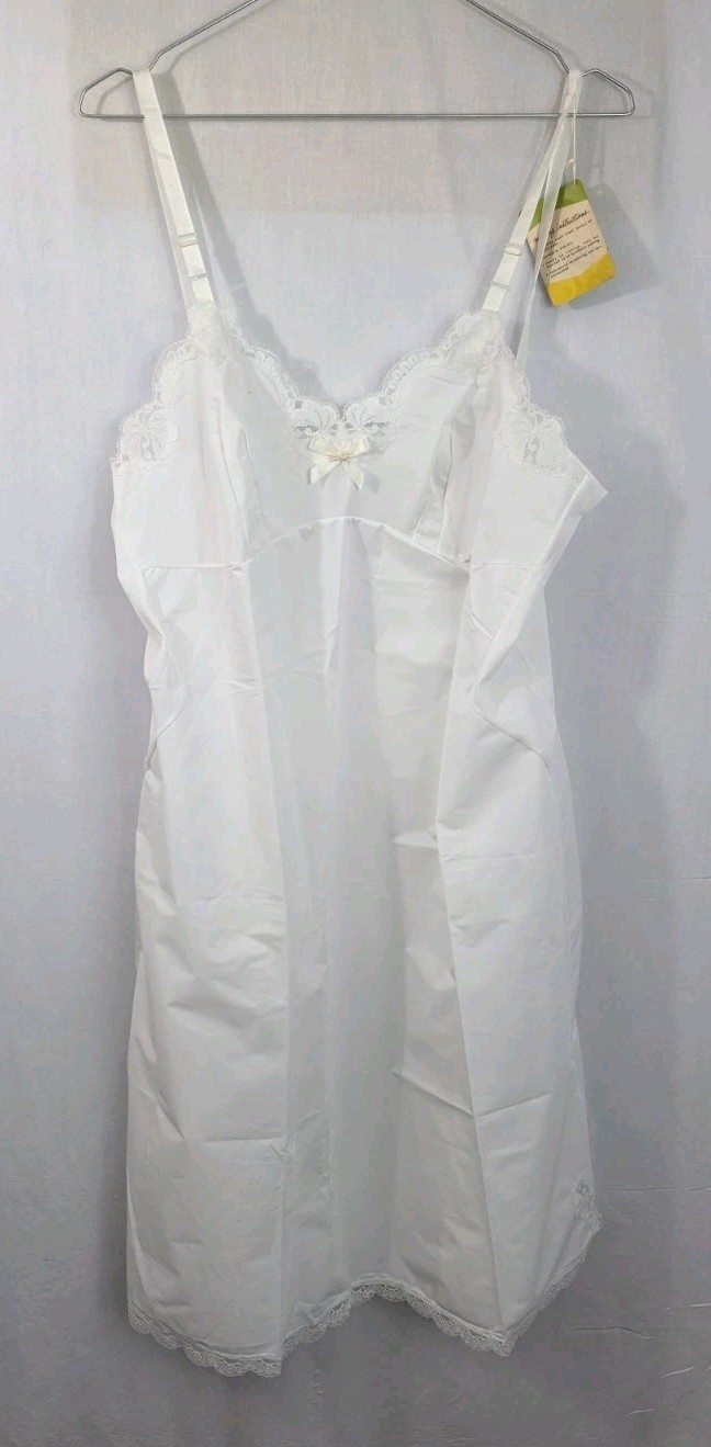 NWT Vntg. Sears Non-Cling Sz. 40 Average 100% Fortel Polyester Full Slip Tricot