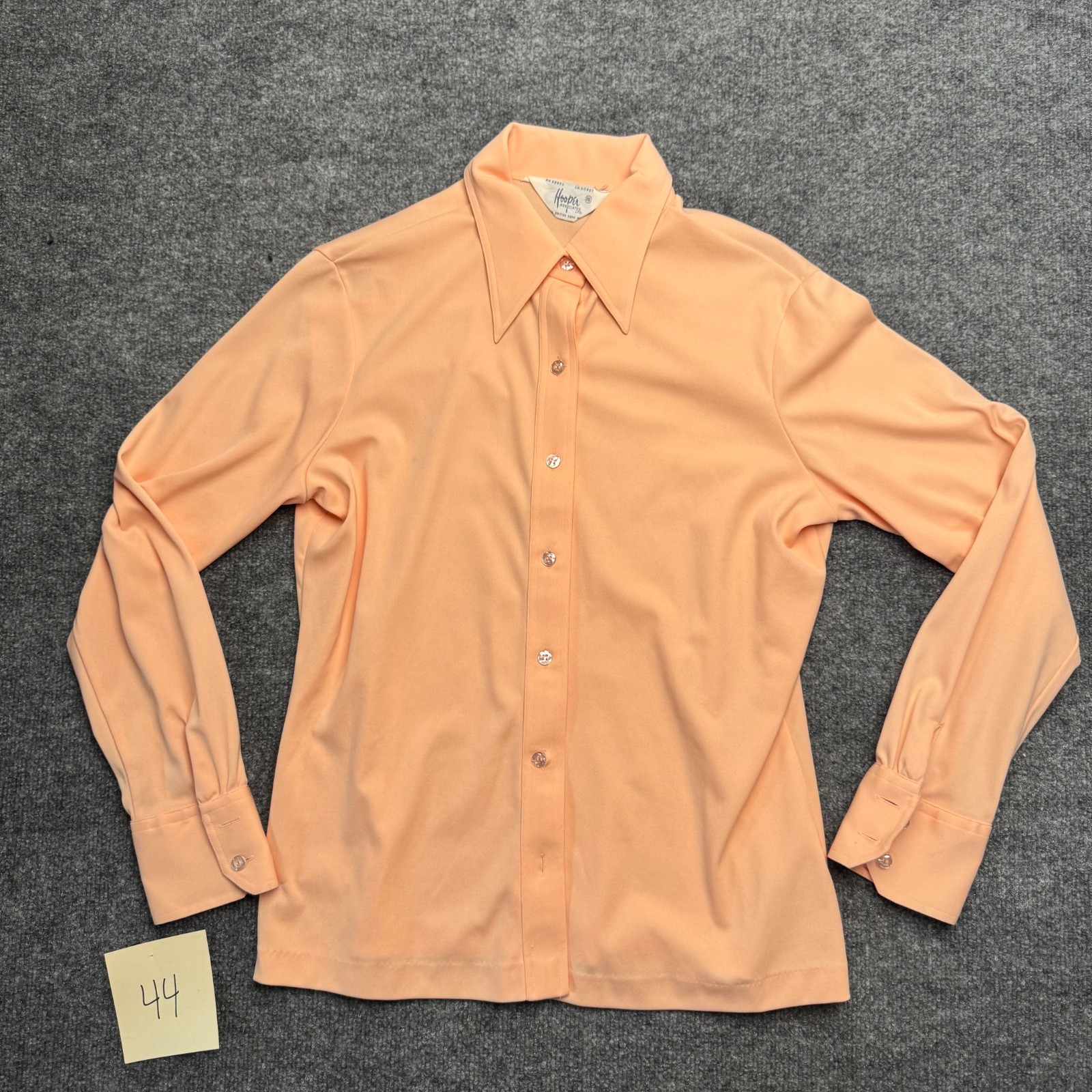 “Vintage 70s Hooper Associates Peach Dagger Collar Blouse Shirt Large L Hong Kon