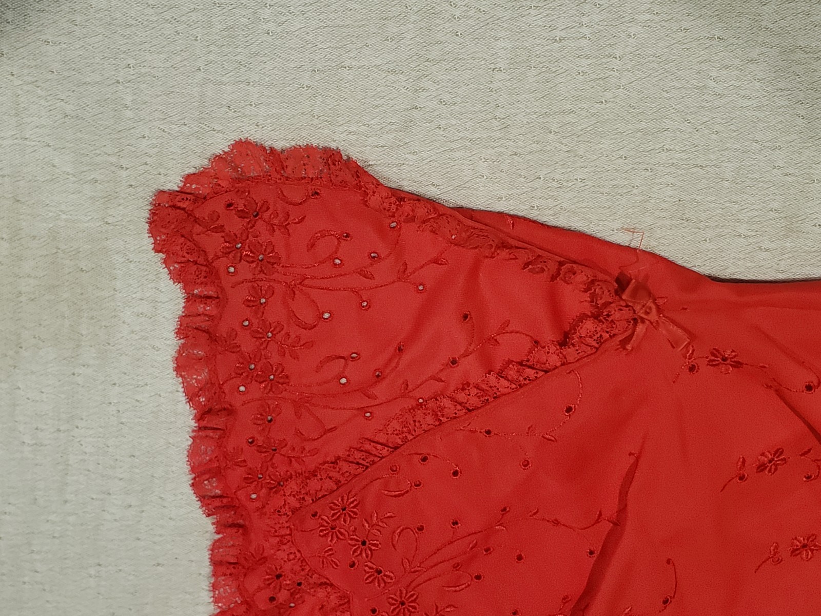 RARE Vintage 1950s Kickernick Red Eyelet Lace Nylon Women’s 1/2 Slip Size 28