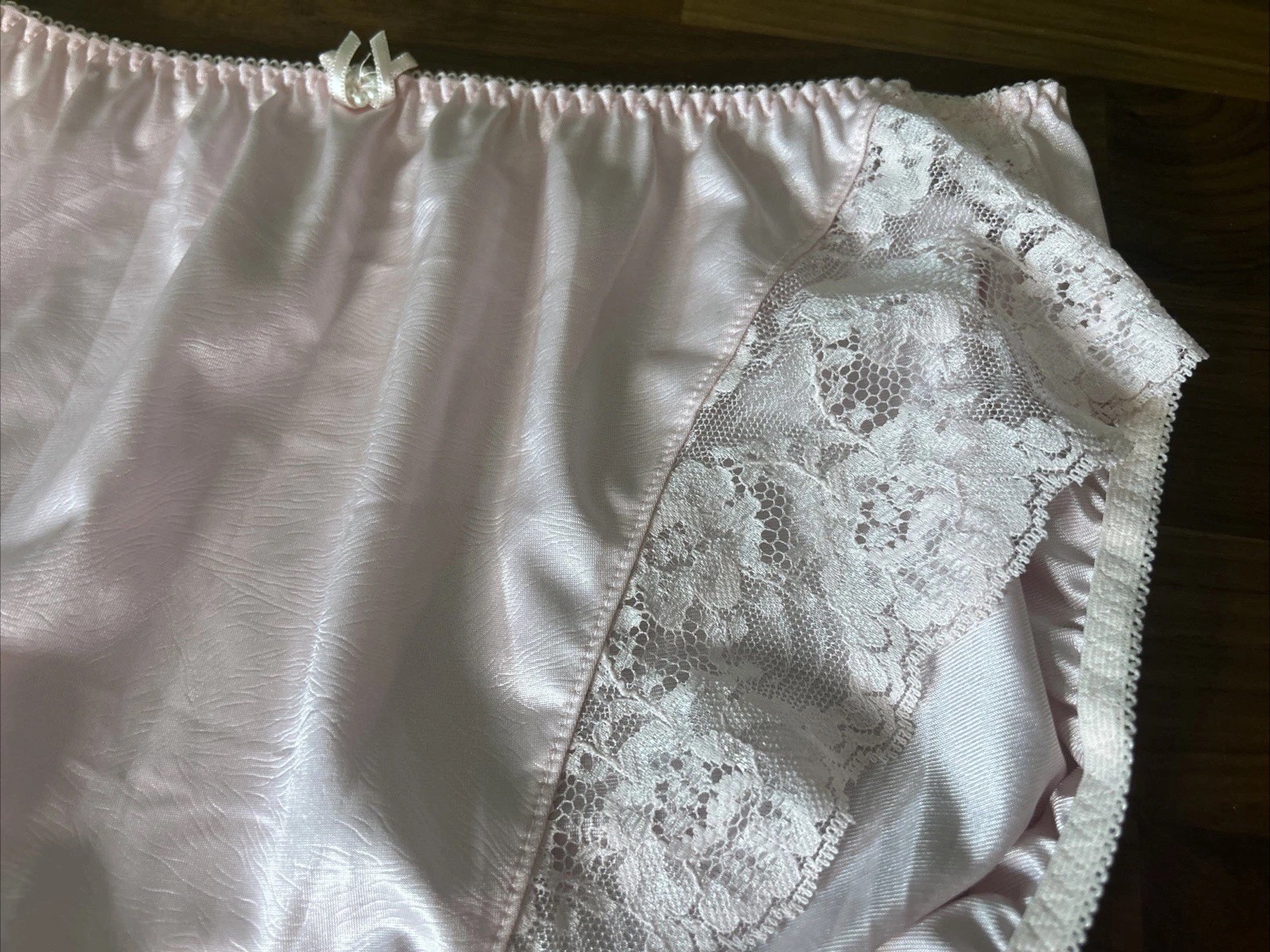 Vtg Pink Second Skin Satin Glossy Mega Hi-Cut Panties Sz 7 Lace Side Bow PINK