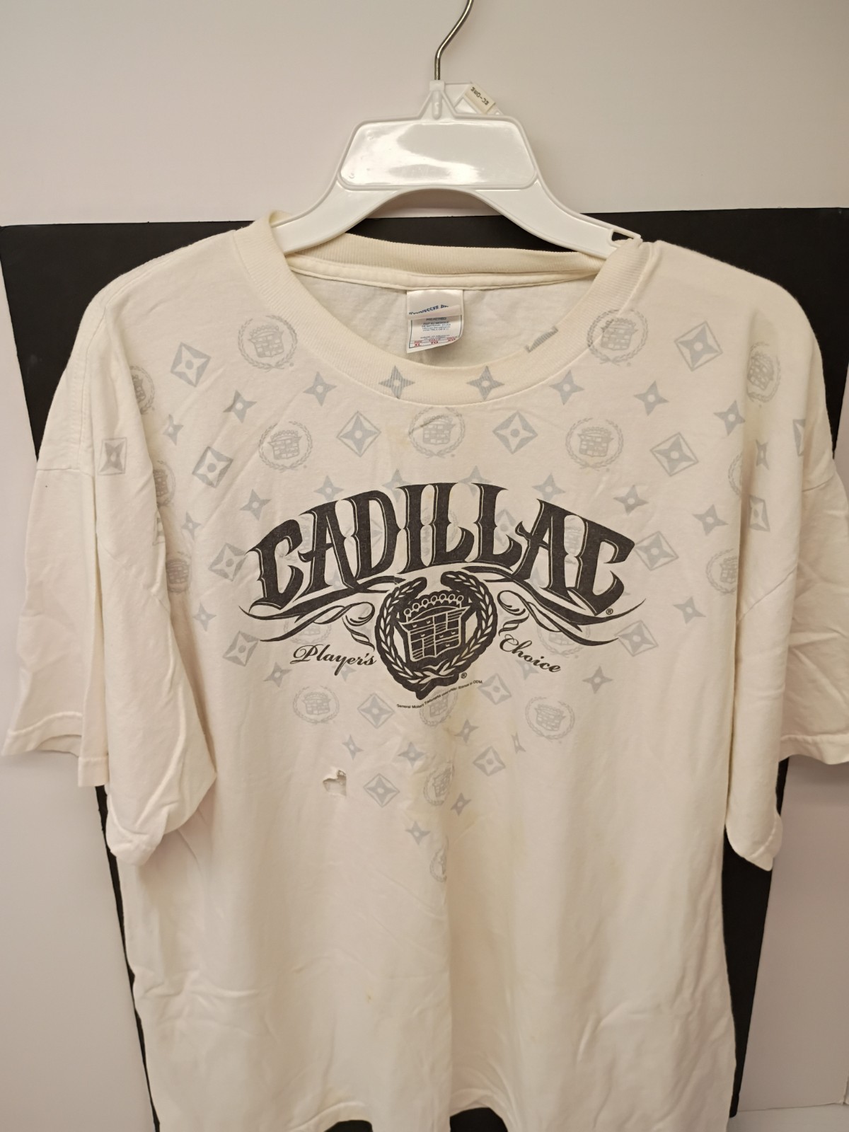 Tennessee River Men’s XL White Cadillac Player’s Choice Graphic Logo T-Shirt