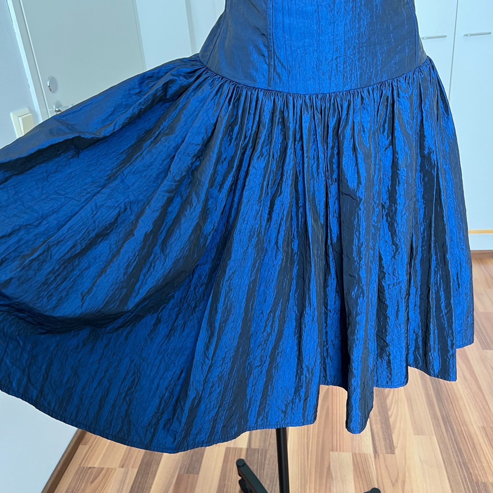 1980s Strapless Prom Party Dress Blue Taffeta Corset Bodice Cocktail Midi EU 38